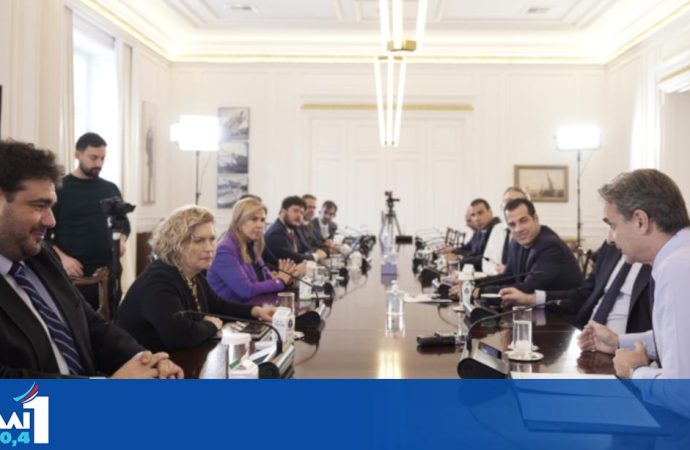 Μέσω MyHealth και gov.gr οι ιατρικές εξετάσεις και οι βεβαιώσεις νοσηλείας – Παρουσιάστηκαν στον Πρωθυπουργό