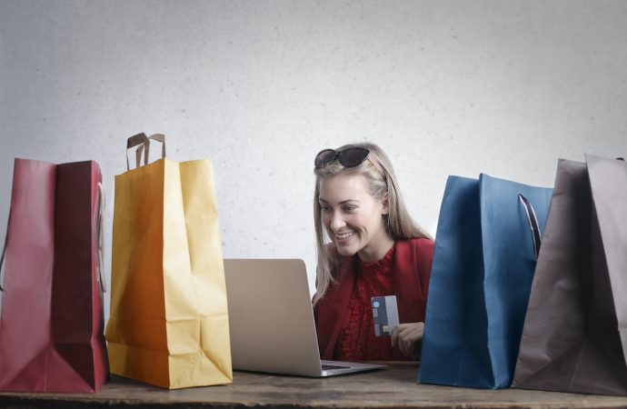 Ηλεκτρονικό εμπόριο και φυσικά καταστήματα: Μία αγοραστική εμπειρία
