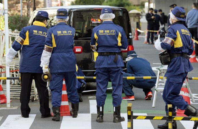 Ιαπωνία: Όχημα έπεσε σε μπάρα κοντά στην πρεσβεία του Ισραήλ στο Τόκιο – Συνελήφθη ένας 50χρονος, τραυματίστηκε ένας αστυνομικός